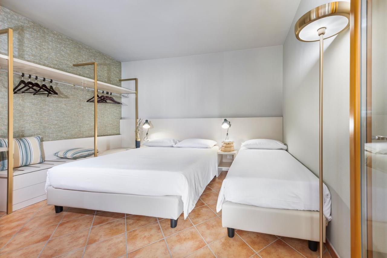 Residence Poggio Dei Pini Marina Romea Buitenkant foto